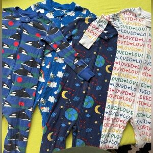 Hanna Andersson 3T pajama lot of 4 sleepers